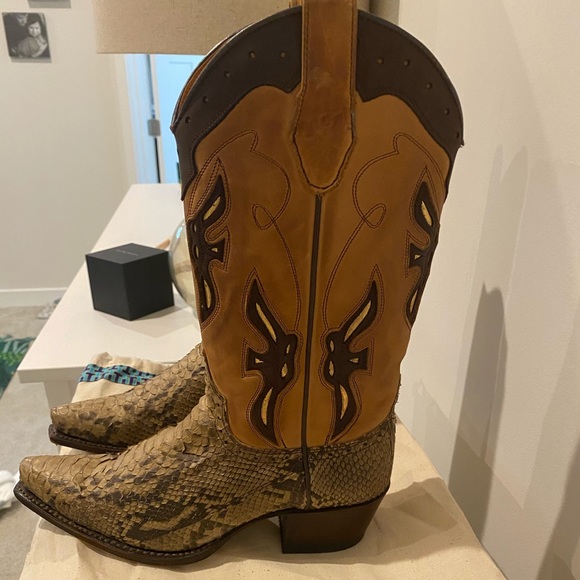 Frye Gen Leather & Python Jennifer Estes Boots - Picture 2 of 7